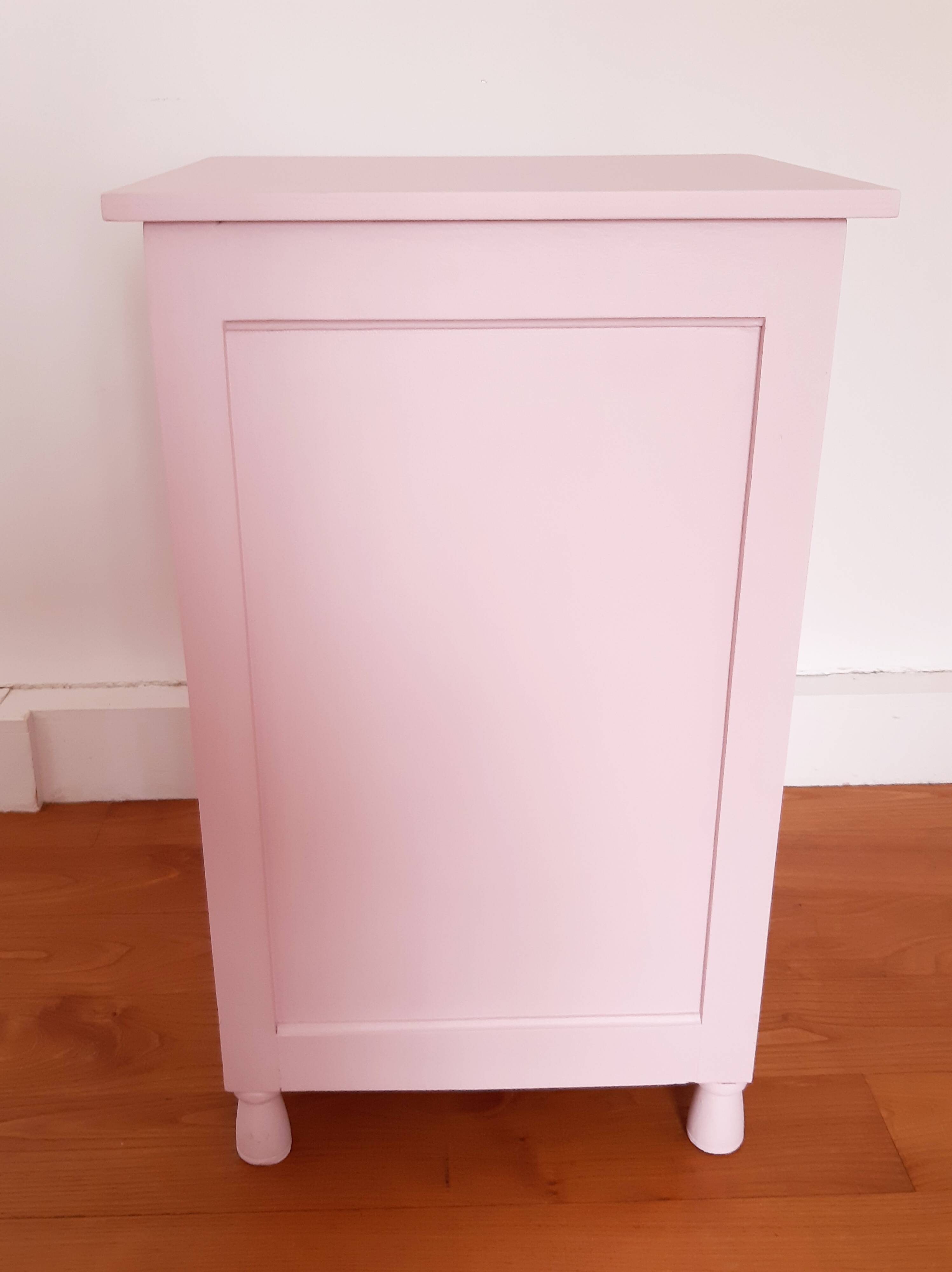 Vintage pale pink bedside revisited