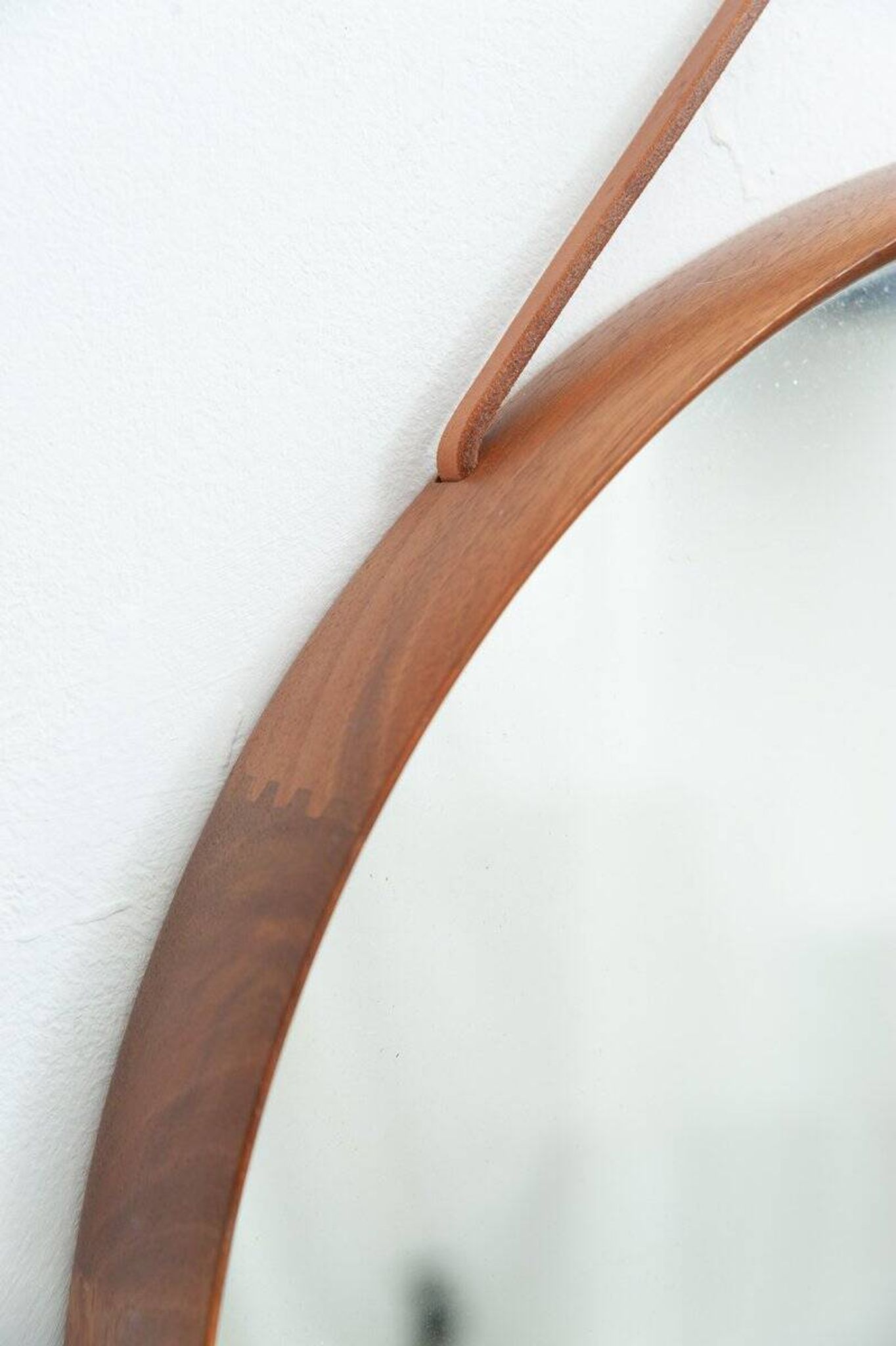 Round mirror by Uno & Östen Kristiansson for Luxus, 1950s