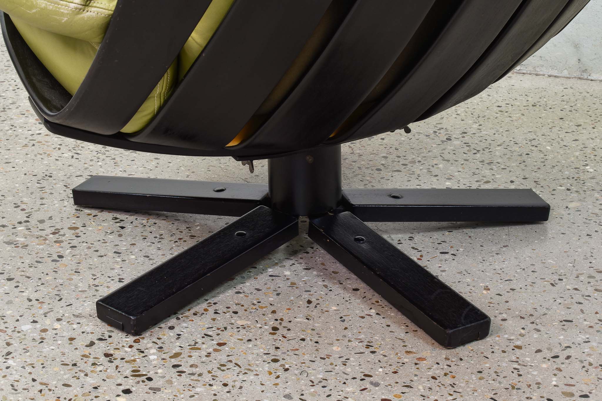 Leather swivel armchair