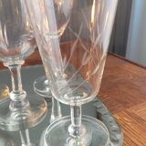 Chiseled glasses 60's