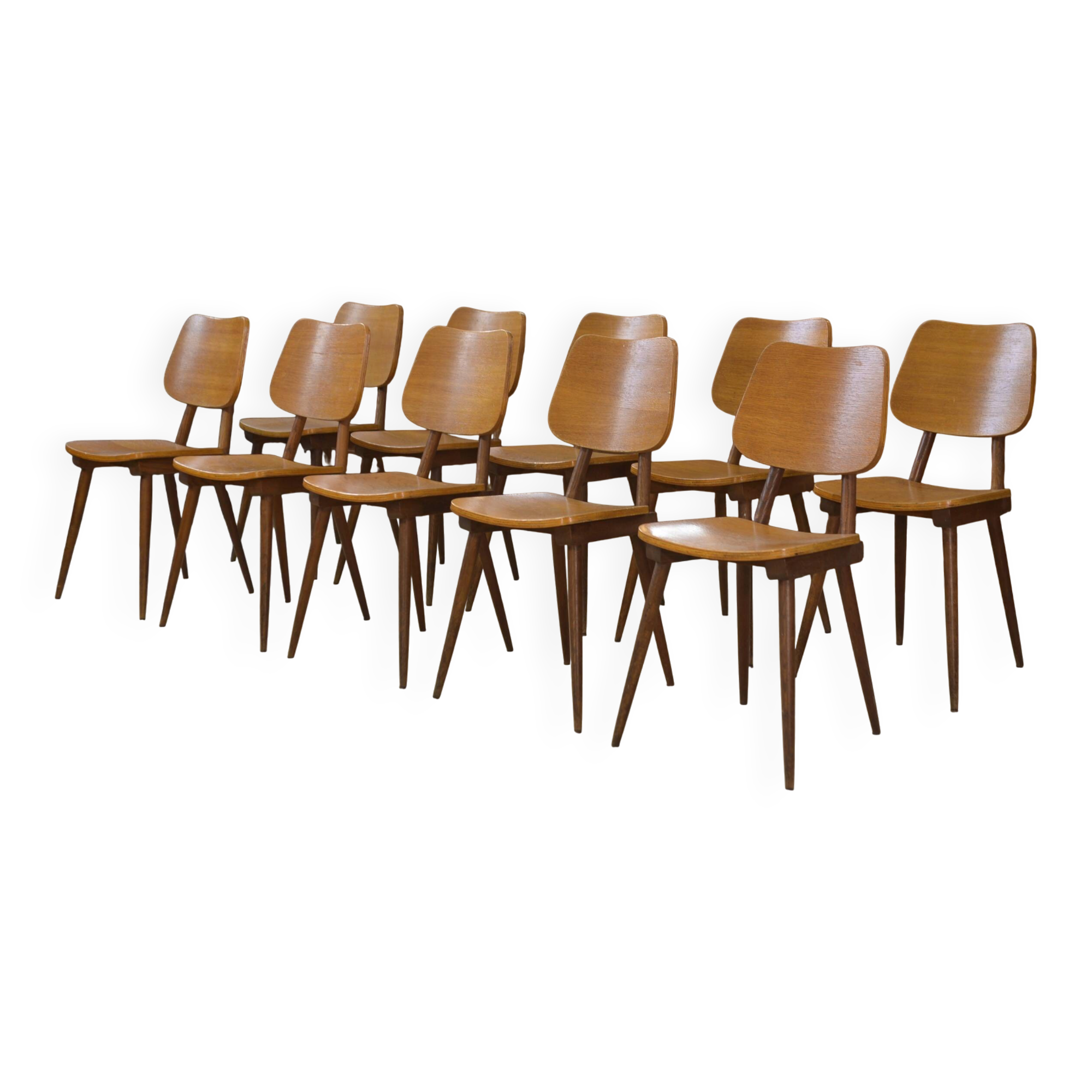 Set of 10 oak chairs from the 1960s.