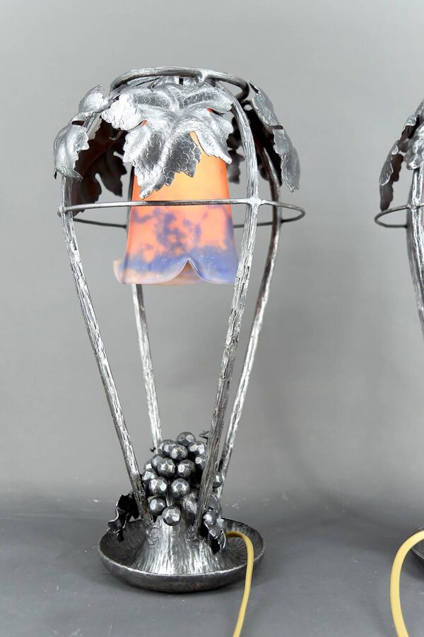 Paire de Lampes Fer Forgé, Thème de la Vigne, Müller Frères, Art Déco, 1925