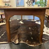 Farm table