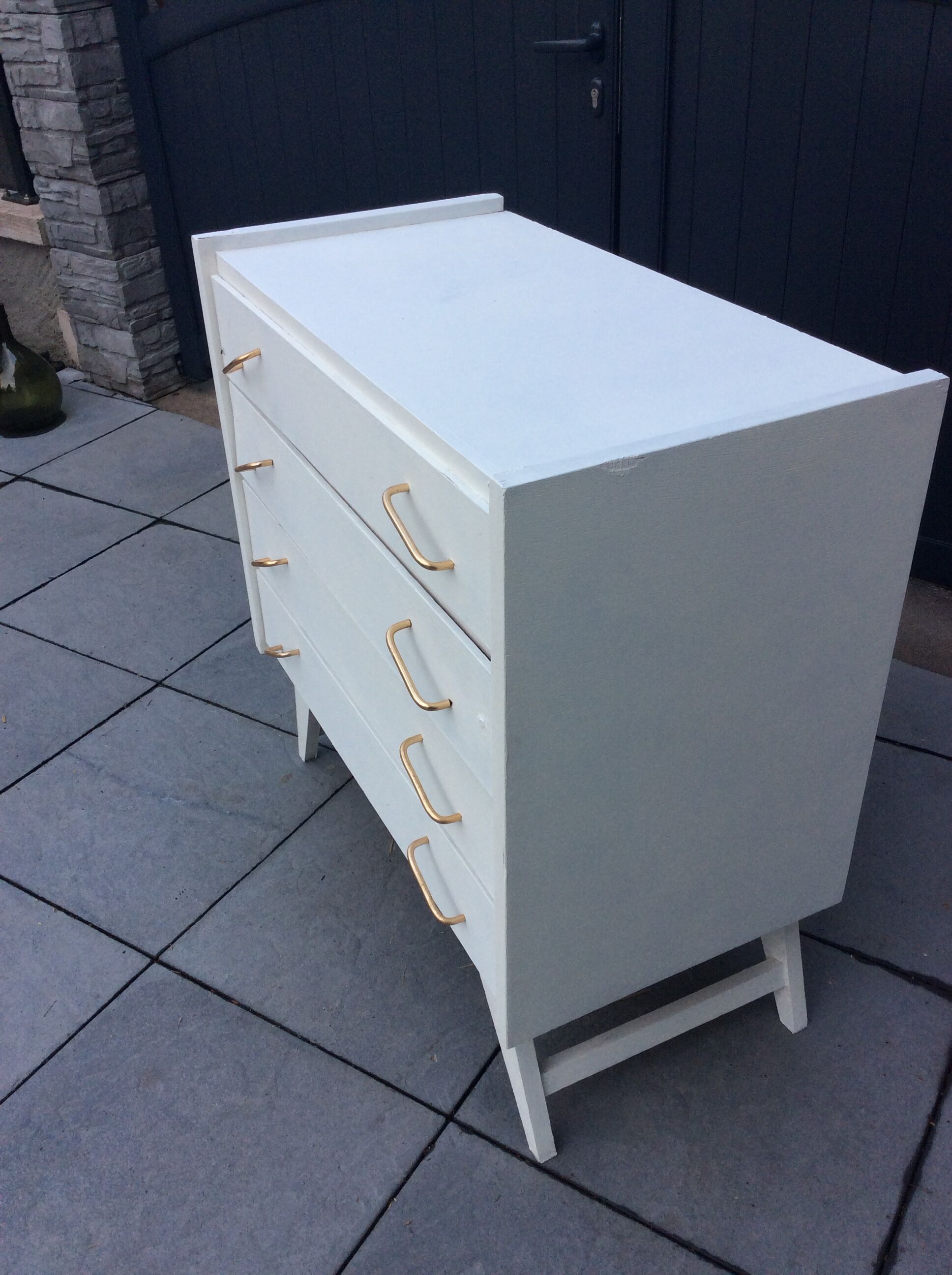 Dresser white 1960