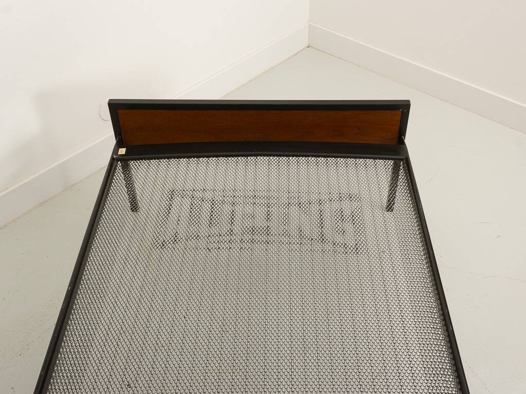 Cadre de lit vintage en métal et teck (90x190)