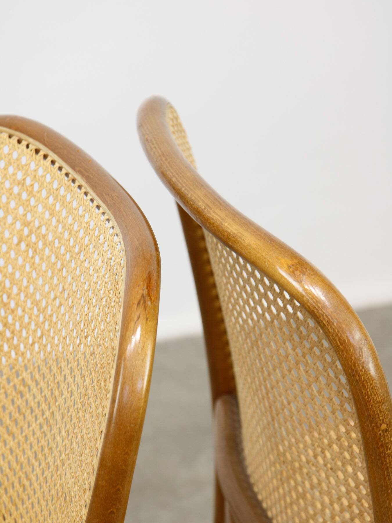 Chaises en bois cintré Non. 811 par Michael Thonet, ensemble de 2
