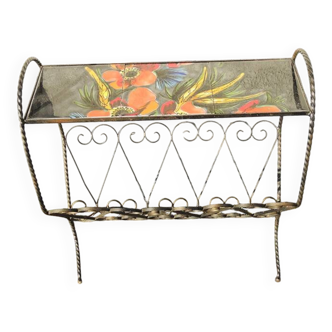 Ancien porte-revue en fer forgé et céramique