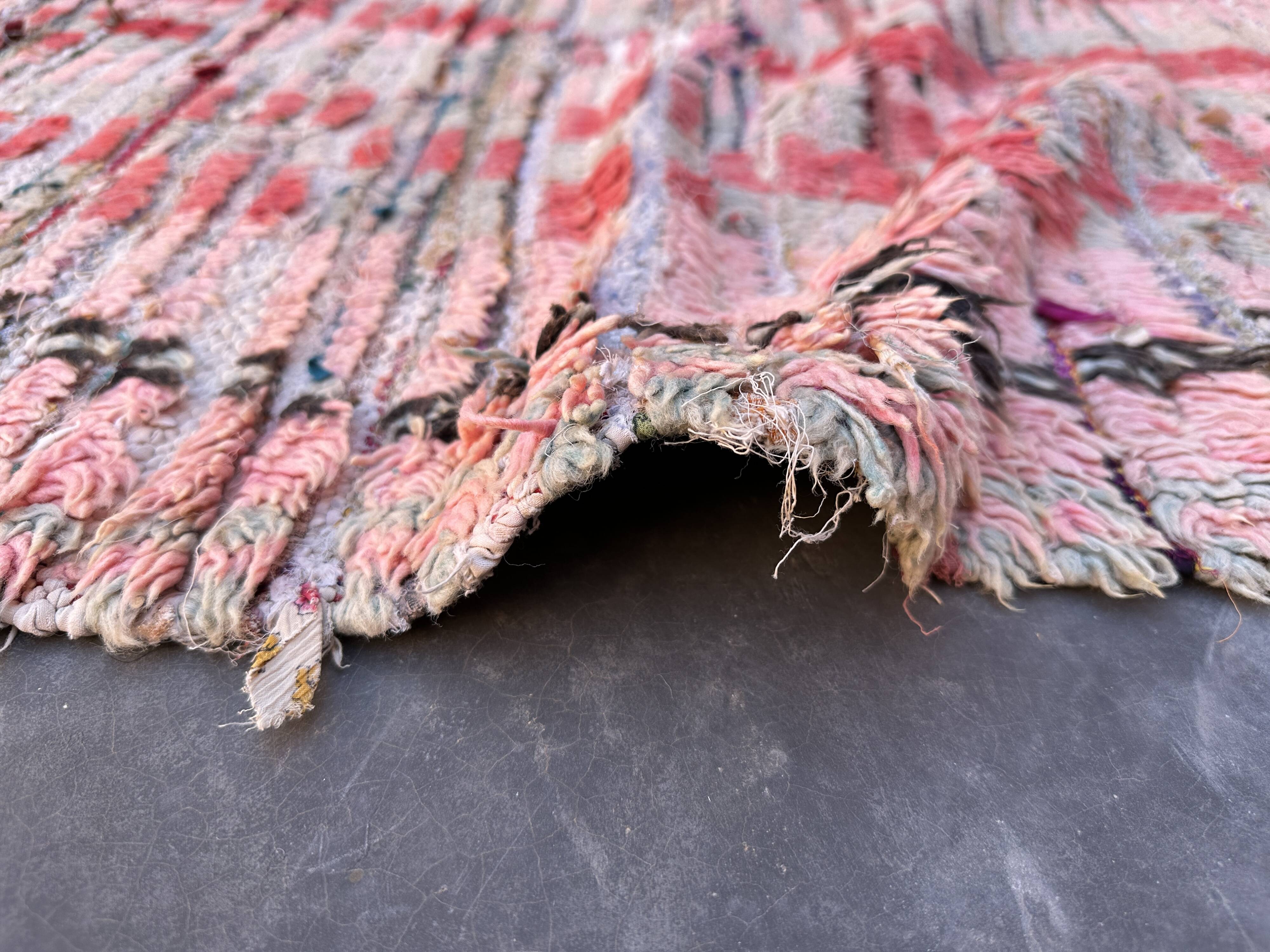 Pink Boujad Moroccan rug - 171 x 147 cm
