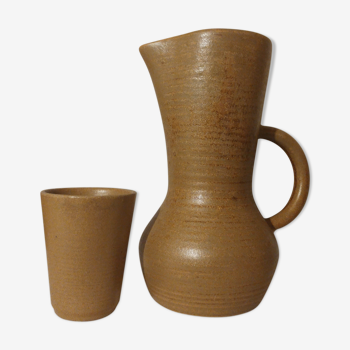 Pitcher and glass Digoin sandstone