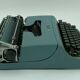 Machine a ecrire portative olivetti lettera 22 6 111 housse 1950 vintage