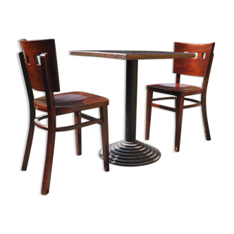 Table bistrot et ses deux chaises