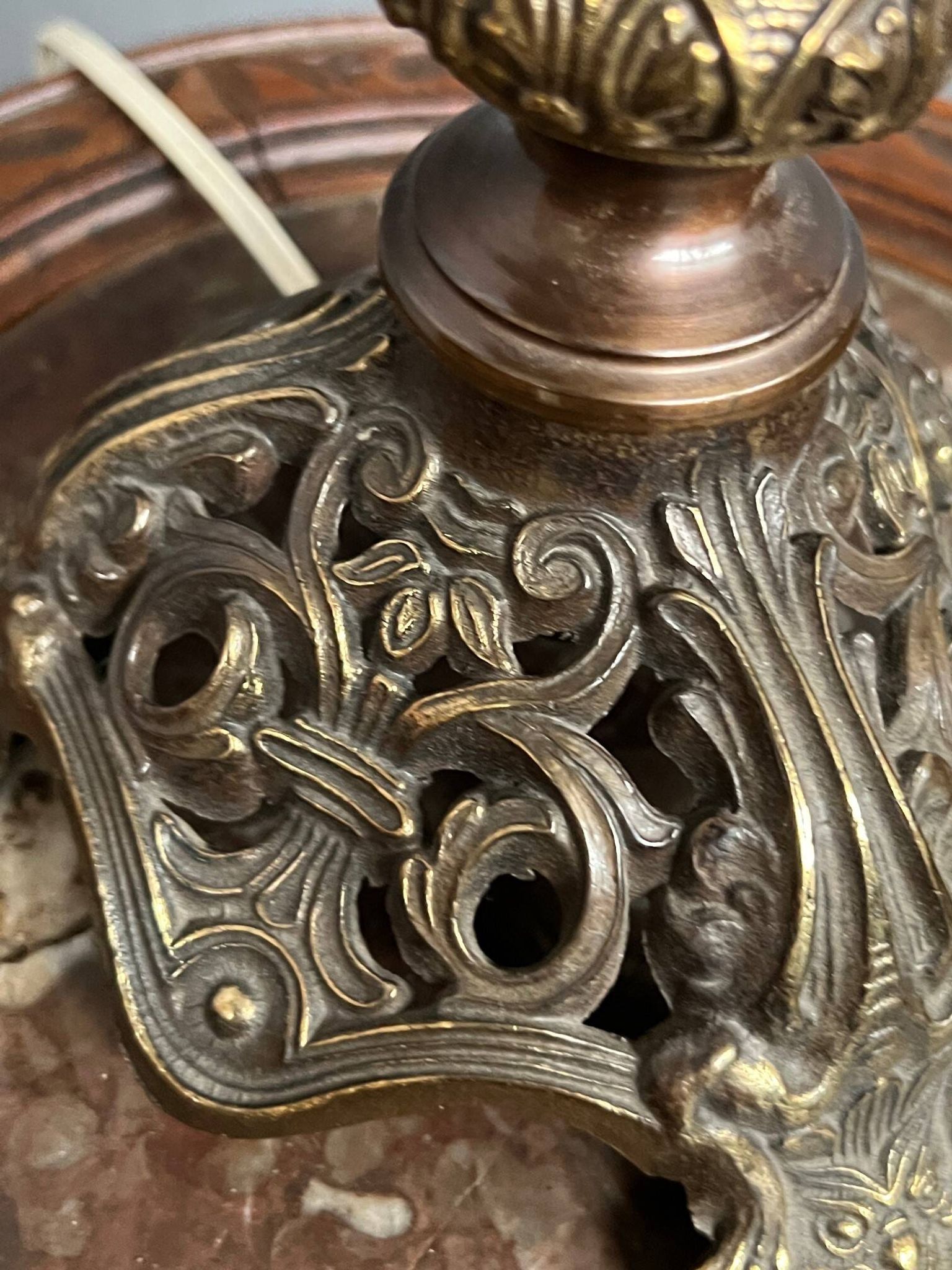 Lampe Renaissance. Bronze.