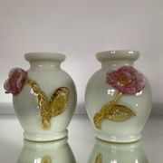 Paire de petits vases vintage en opaline et pâte de verre