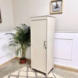 Armoire parisienne en bois couleur lin