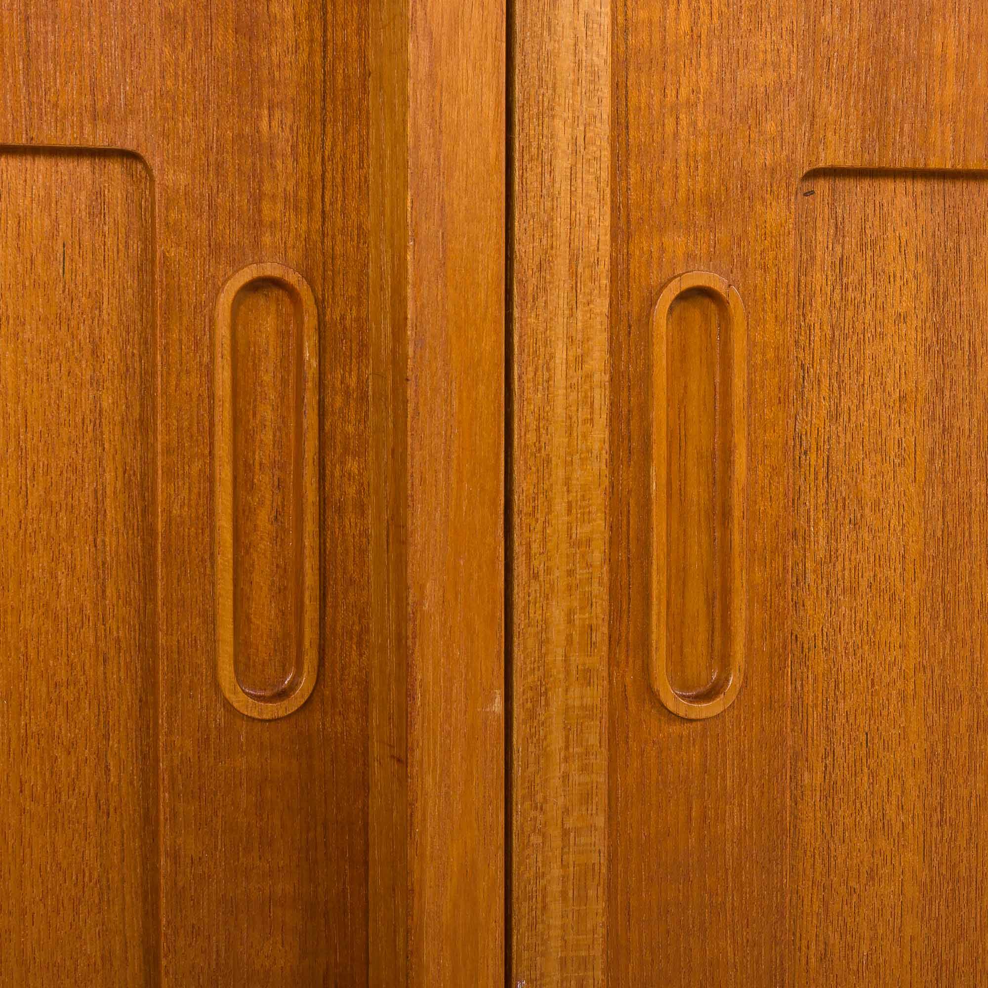 Danish mid century modular bookcase in teak by Poul Hundevad , Denmark