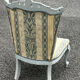 Chauffeuse de style Louis XV avec repose-pieds assorti – XXe siècle