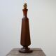 Lampe de table scandinave du milieu du siècle en teck