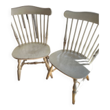 Paire de chaises en bois