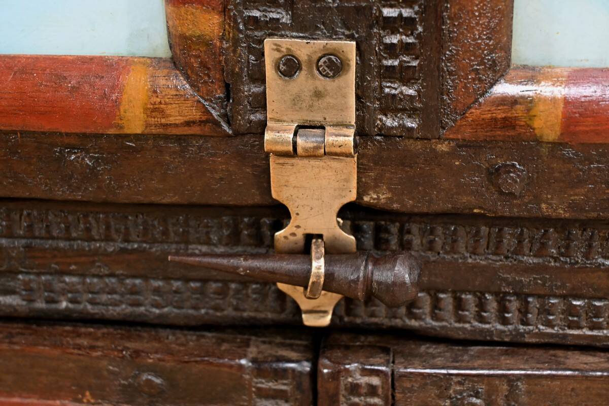 Manjoosh Commercial Furniture in Exotic Wood, India – Early 20th Century