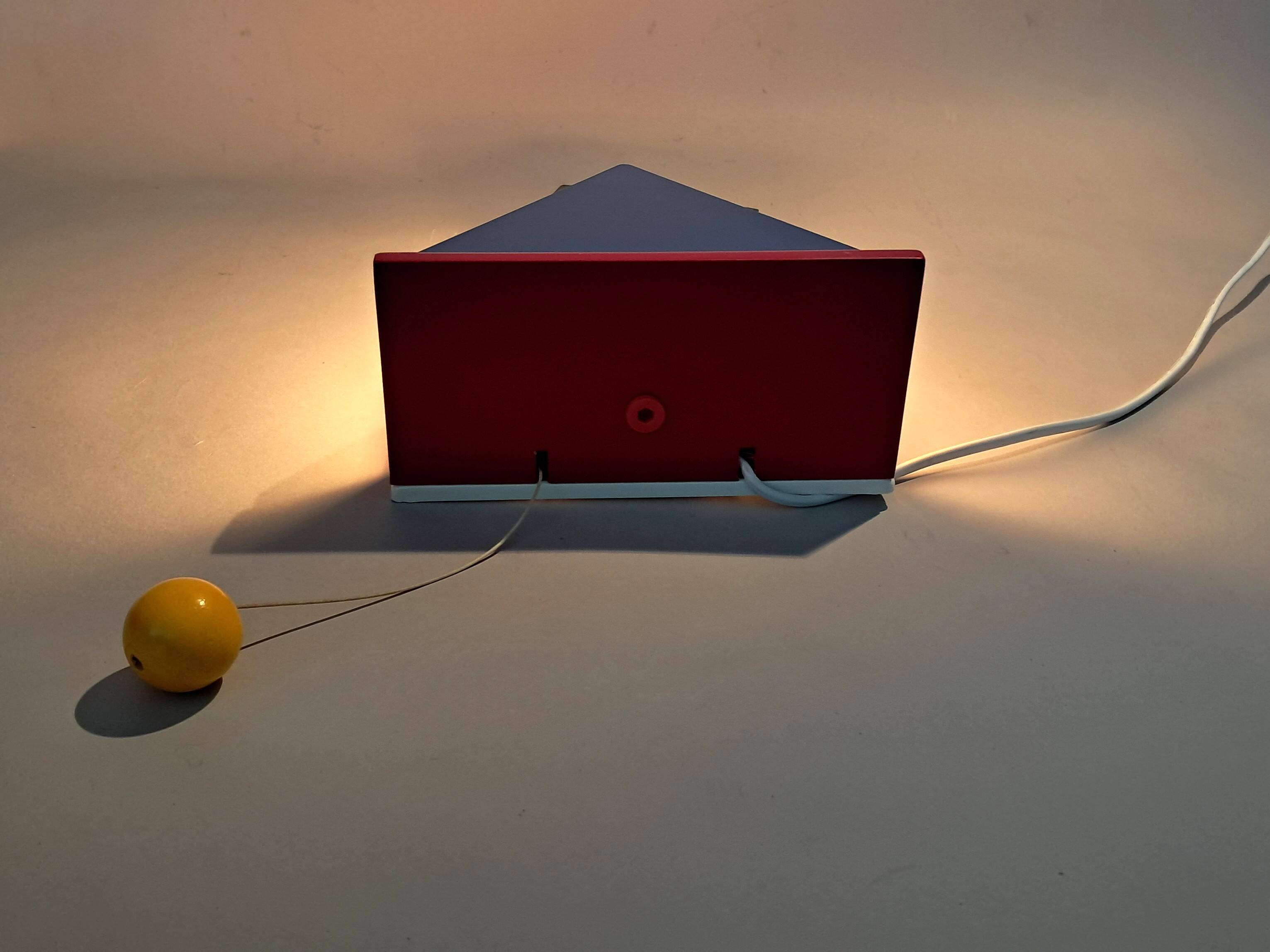 Memphis-style wall lamp from Ikea, vintage, by Ettore Sottsass, 1980.