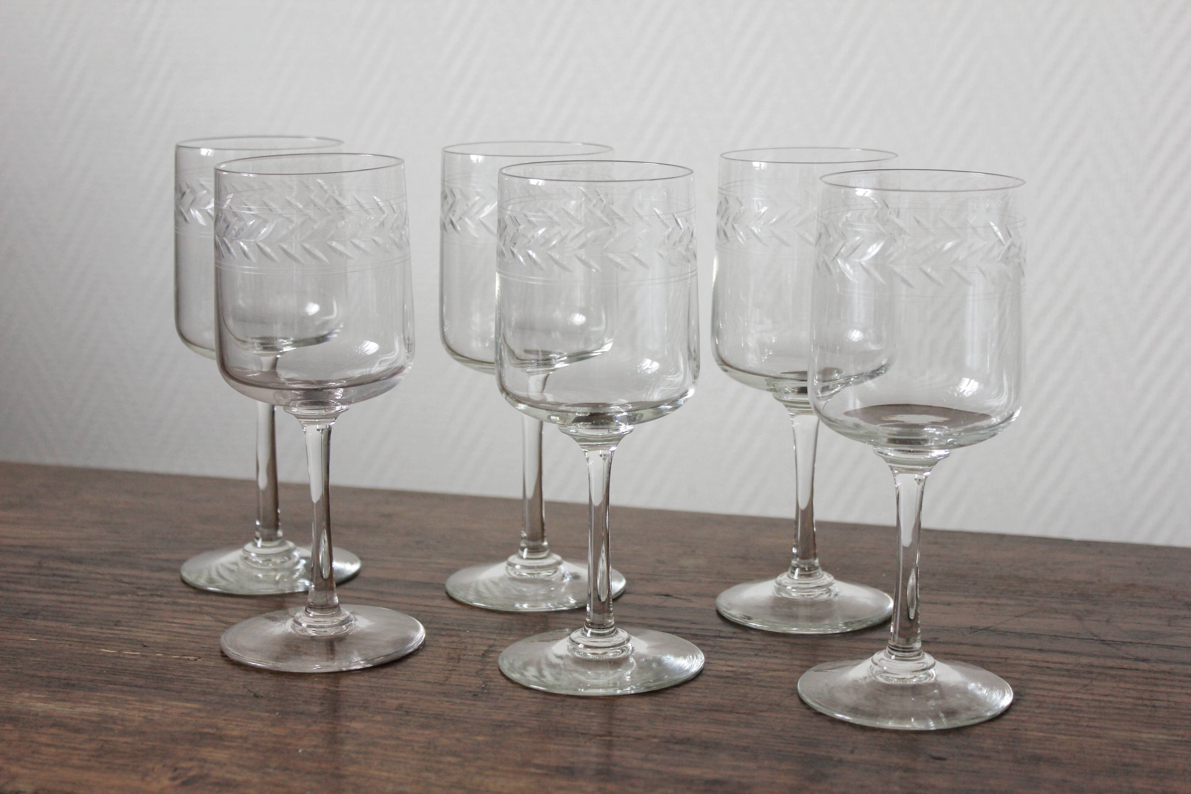 6 red wine stems glasses in crystal engraved frieze bay leaves