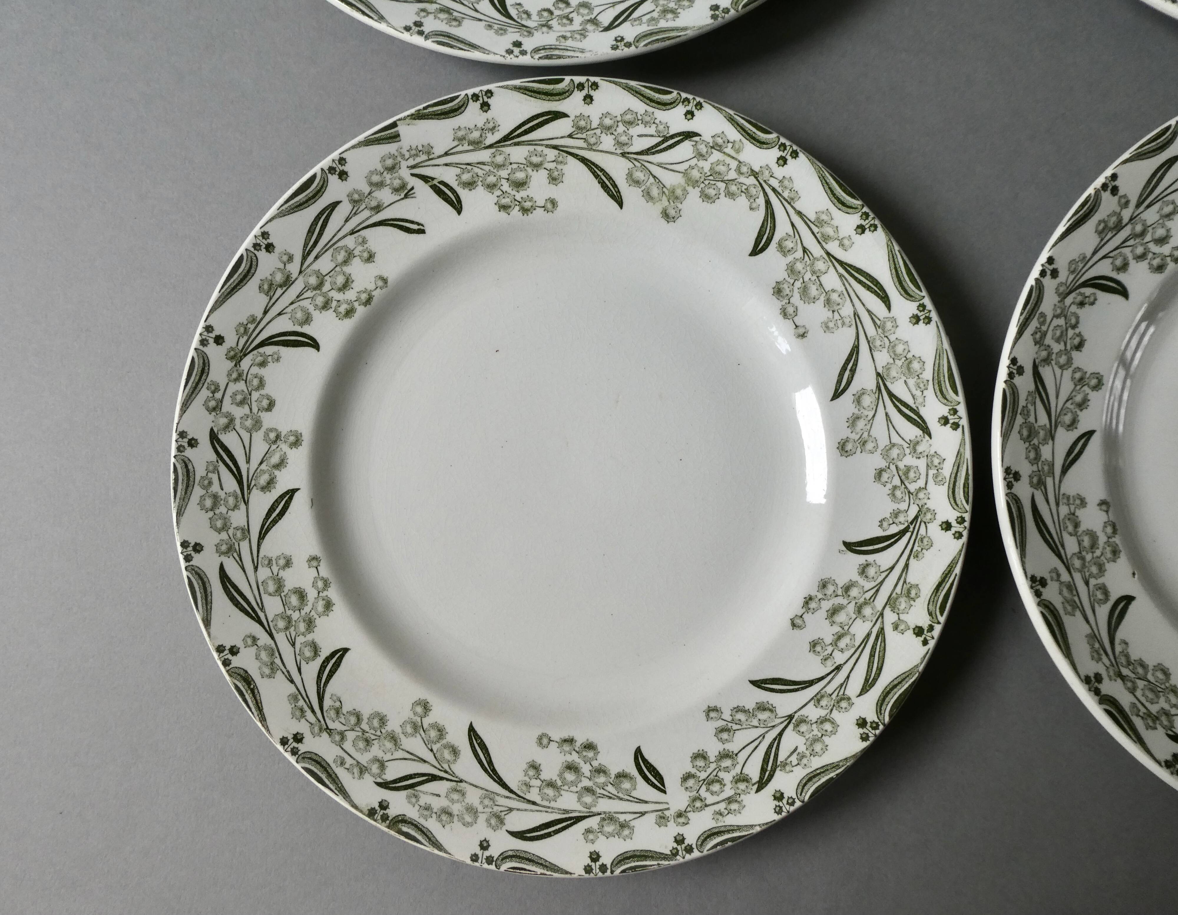 4 assiettes plates Terre de Fer Saint Amand, décor mimosas