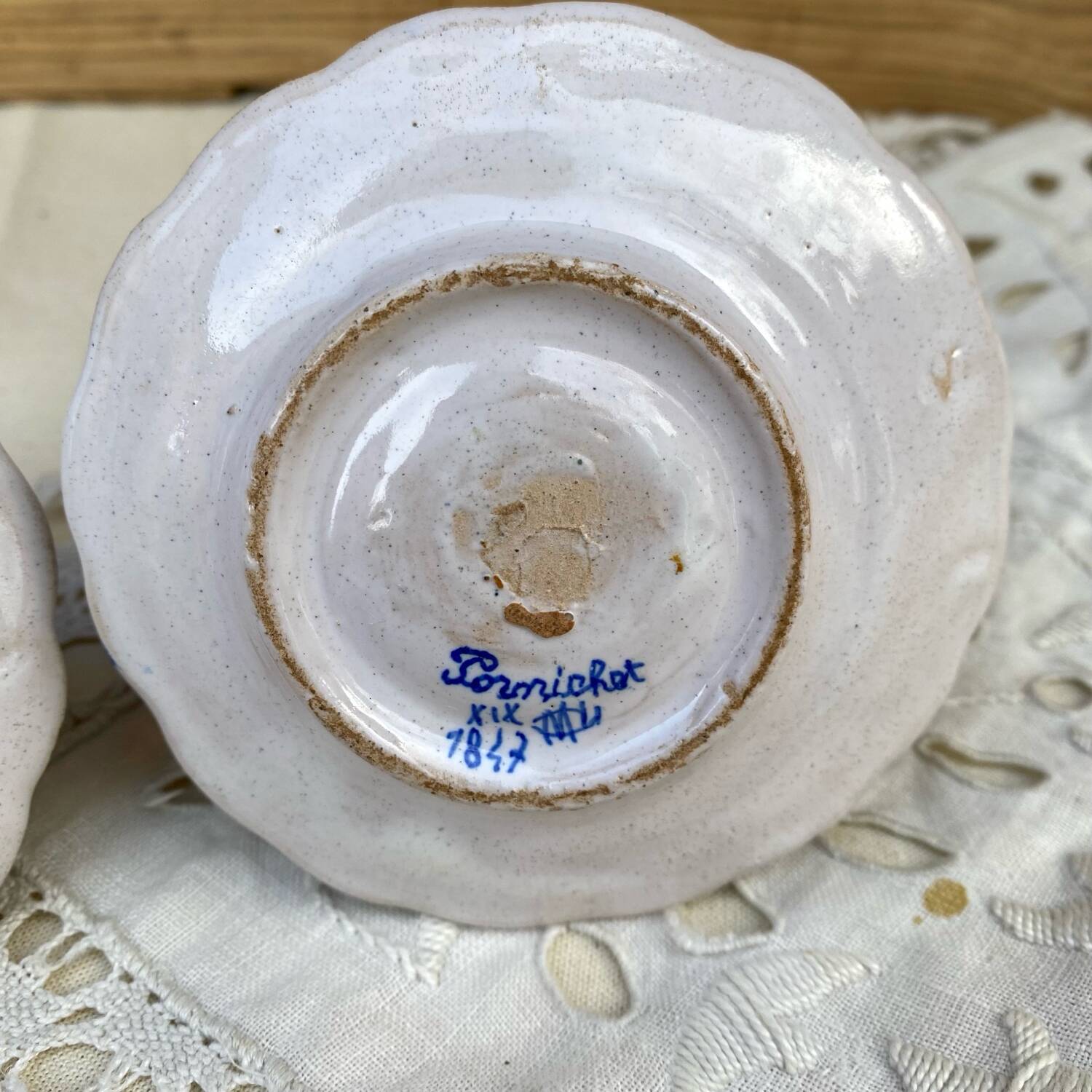 Coquetiers en faïence peinte à la main