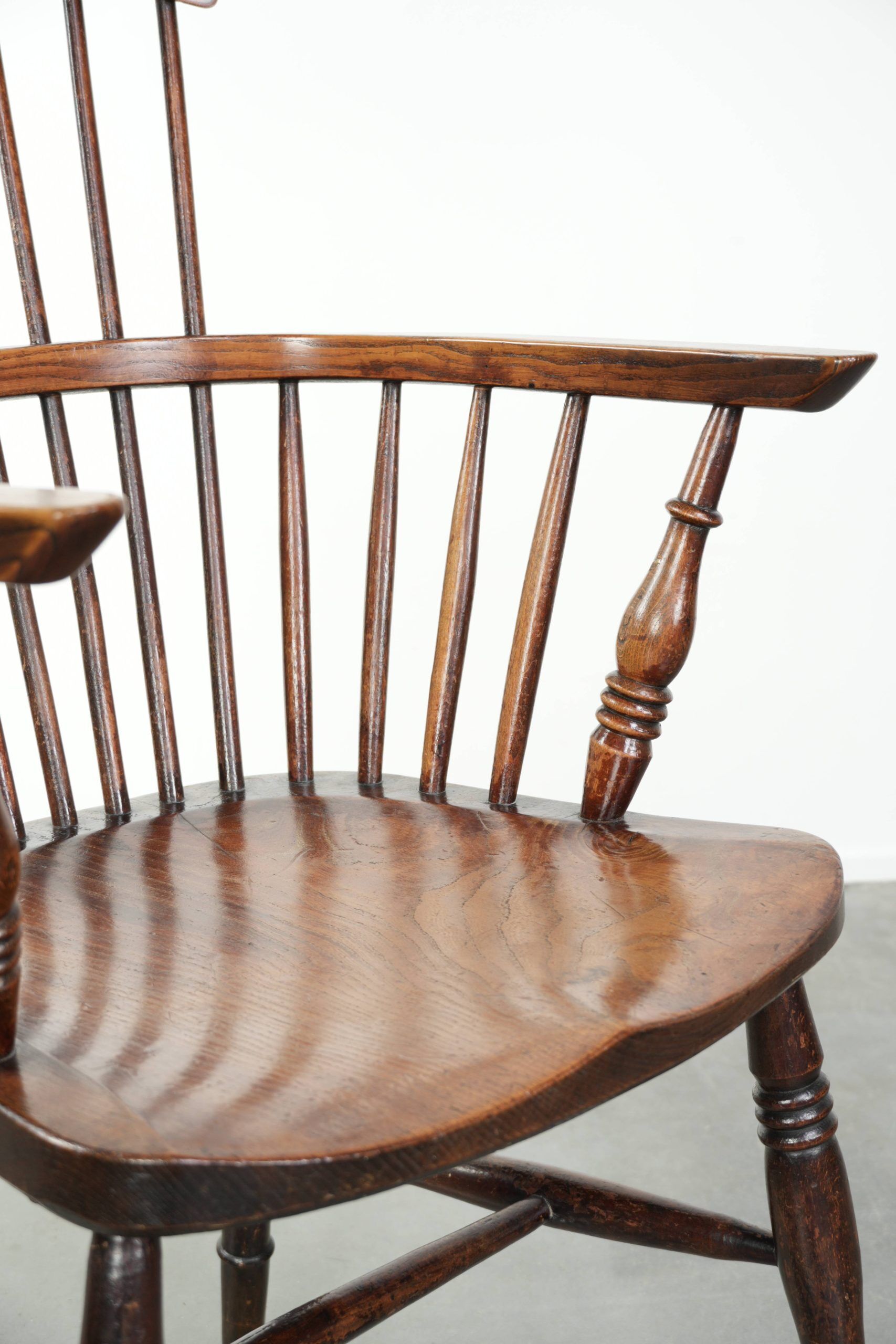 Fauteuil Windsor anglaise antique du 19ème siècle