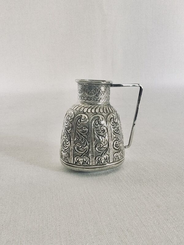 Pot à lait en argent