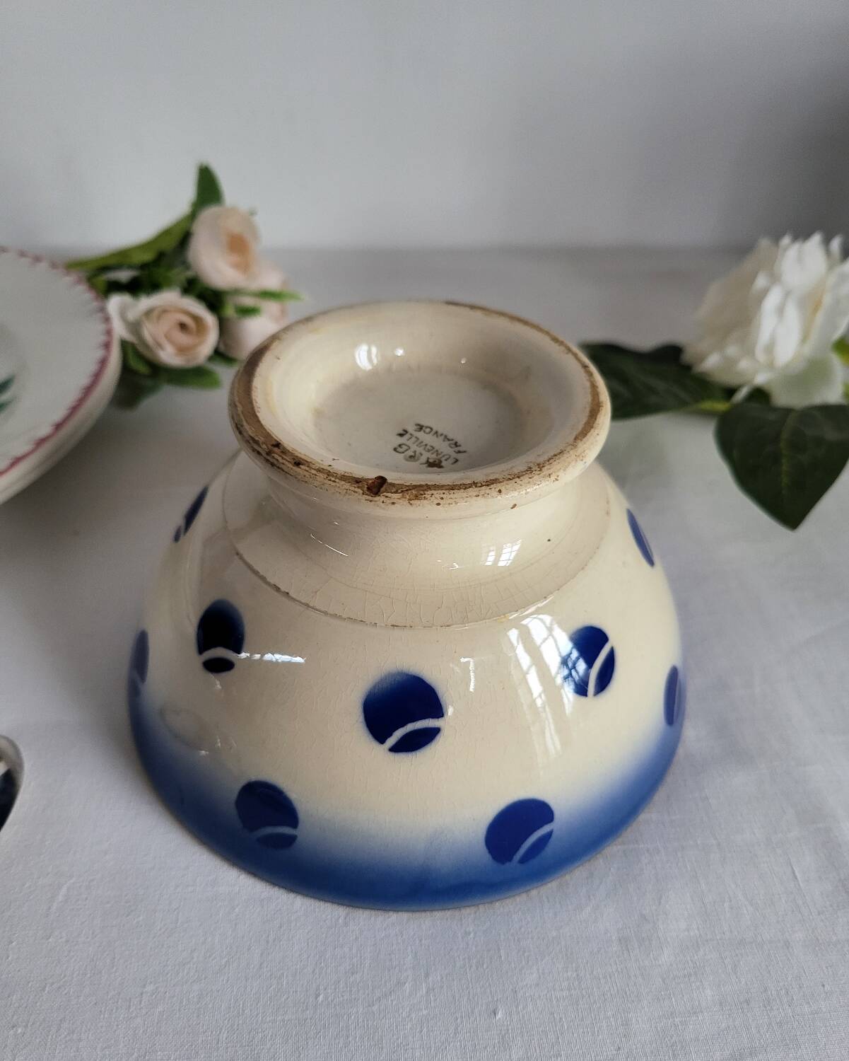 Antique Lunéville earthenware bowl KG with blue polka dots