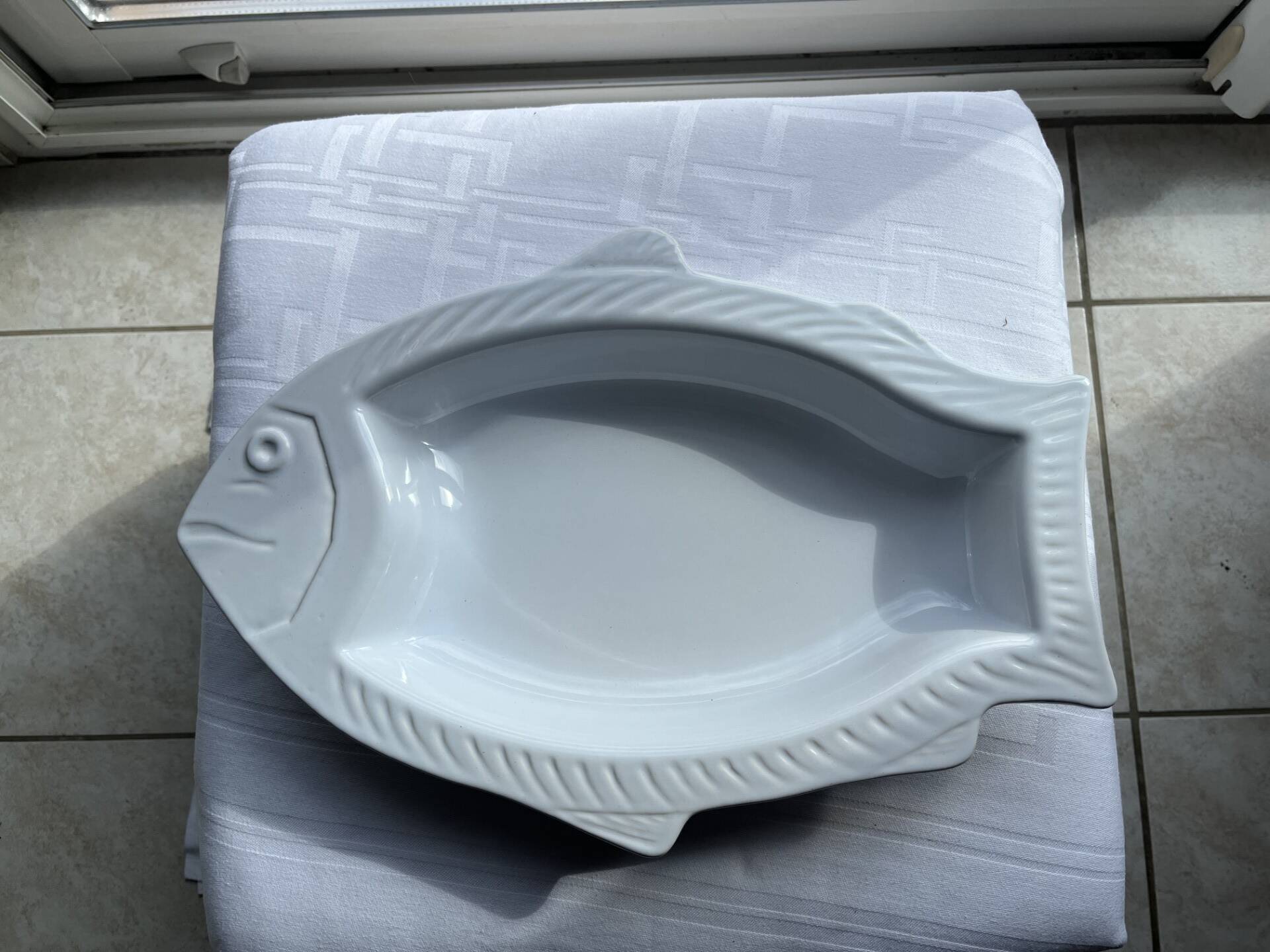 Plat a four/ de service poisson, vintage_ emile henry