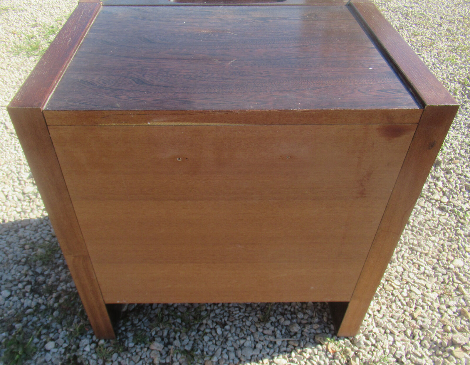 Paire de tables de chevet, vintage, placage palissandre
