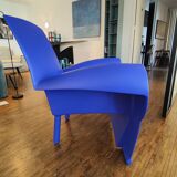 Richard 3 armchair by Stark