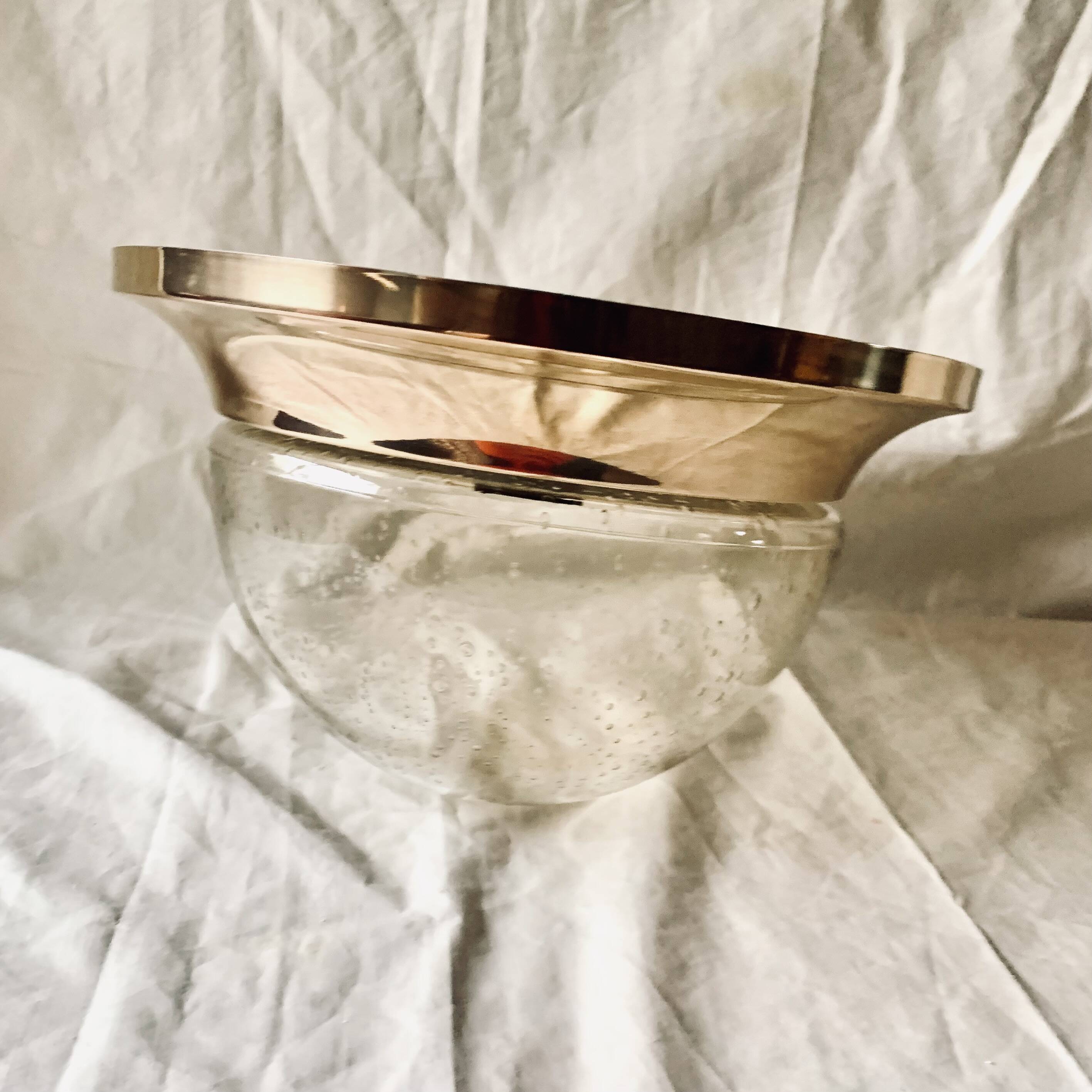 Vintage ceiling light in brass and bubbled glass