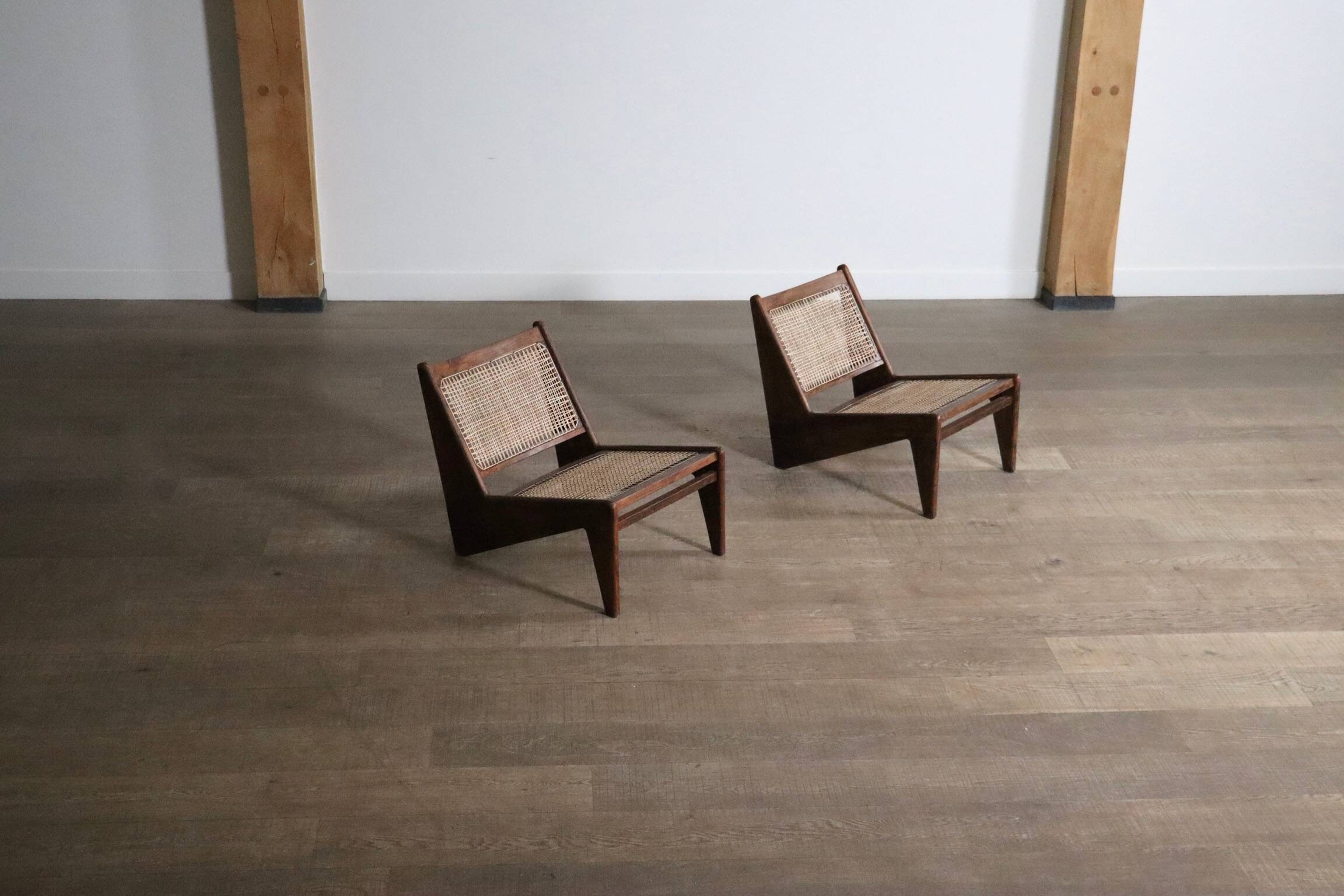 Chaises Kangourou Pierre Jeanneret PJ-SI-59, Inde, 1955