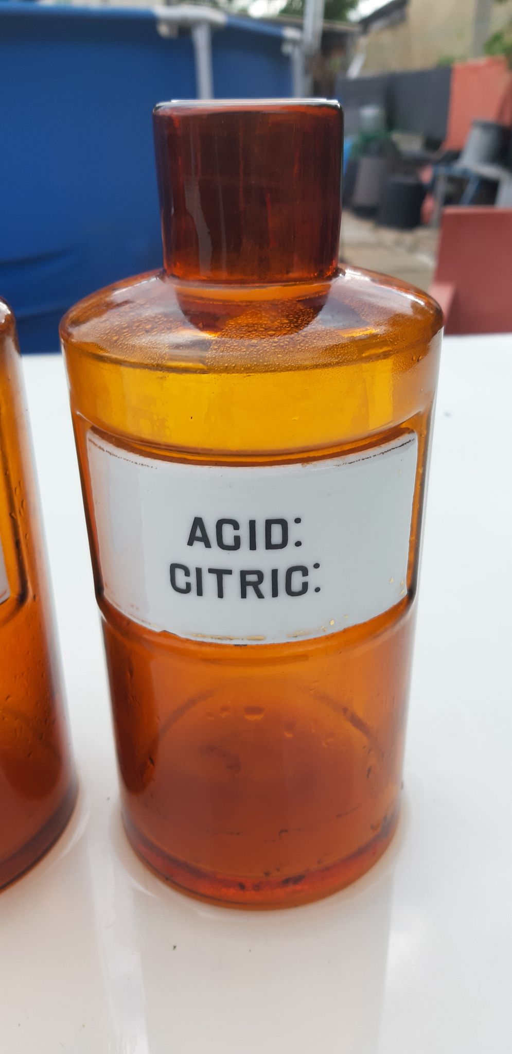 Pair of bottles at pharmacy glass labels porcelain 19th