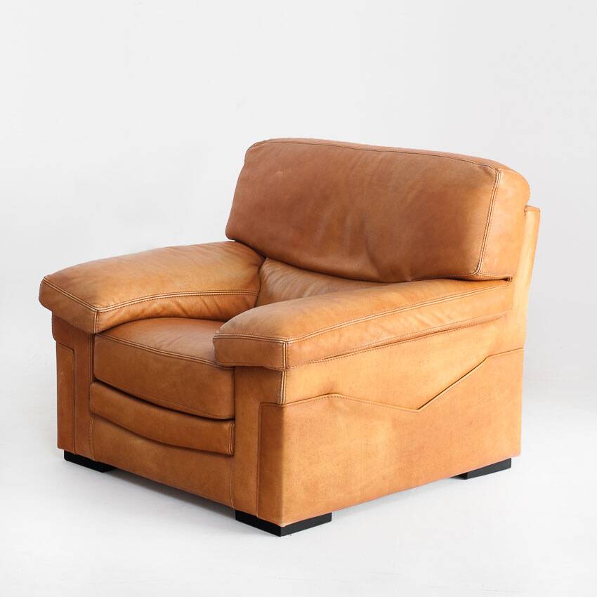 Camel leather armchair, made by Roche Bobois. Vintage - France, 80s.