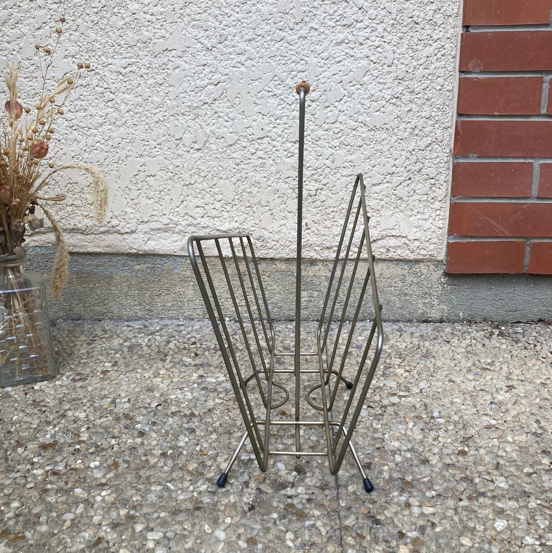 Vintage magazine rack