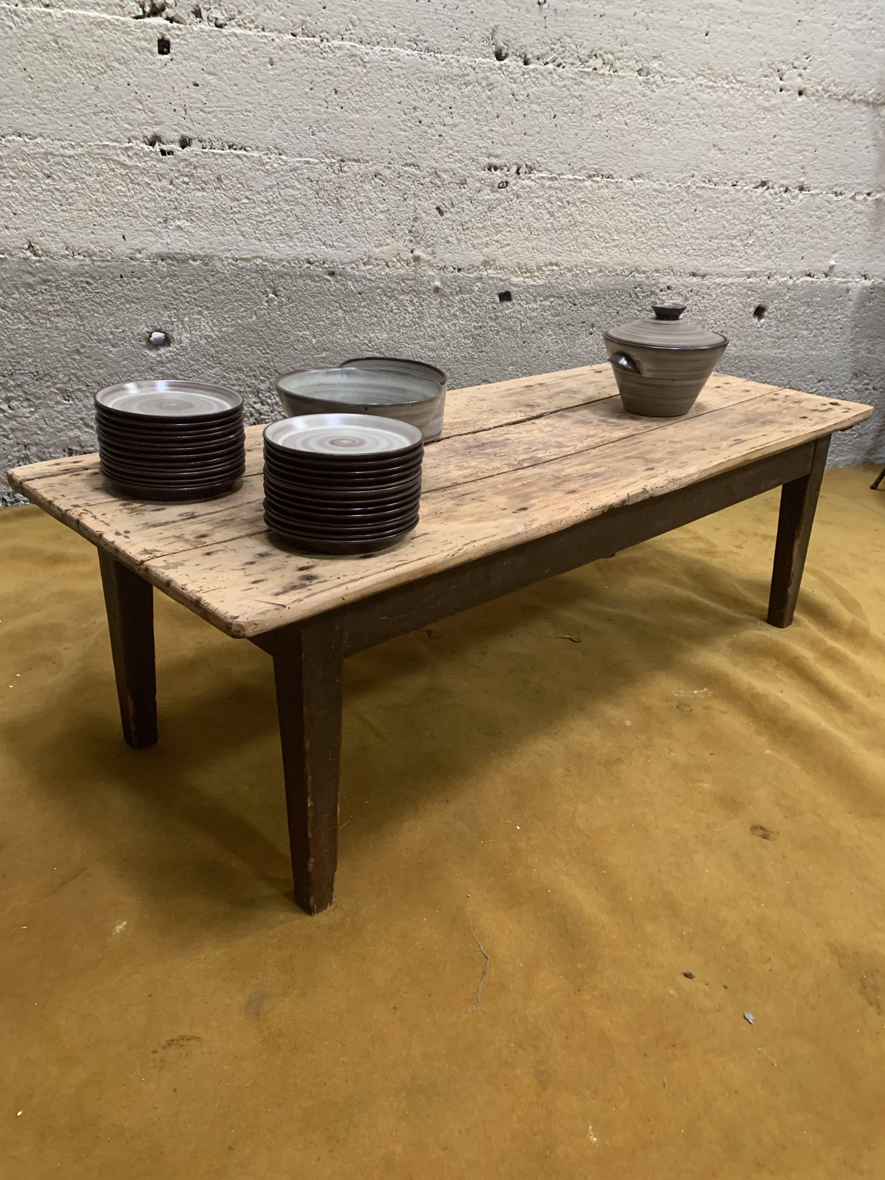 Countryside coffee table