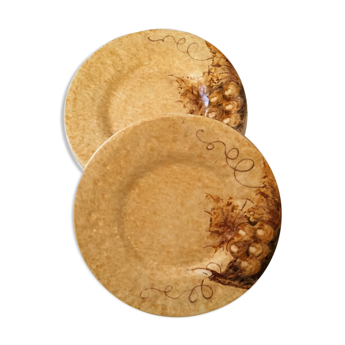 Plates with grapes in Italian earthenware