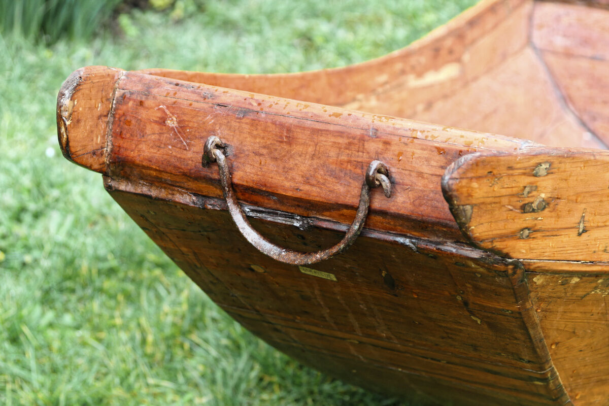 Ancient Picardy boat in solid wood
