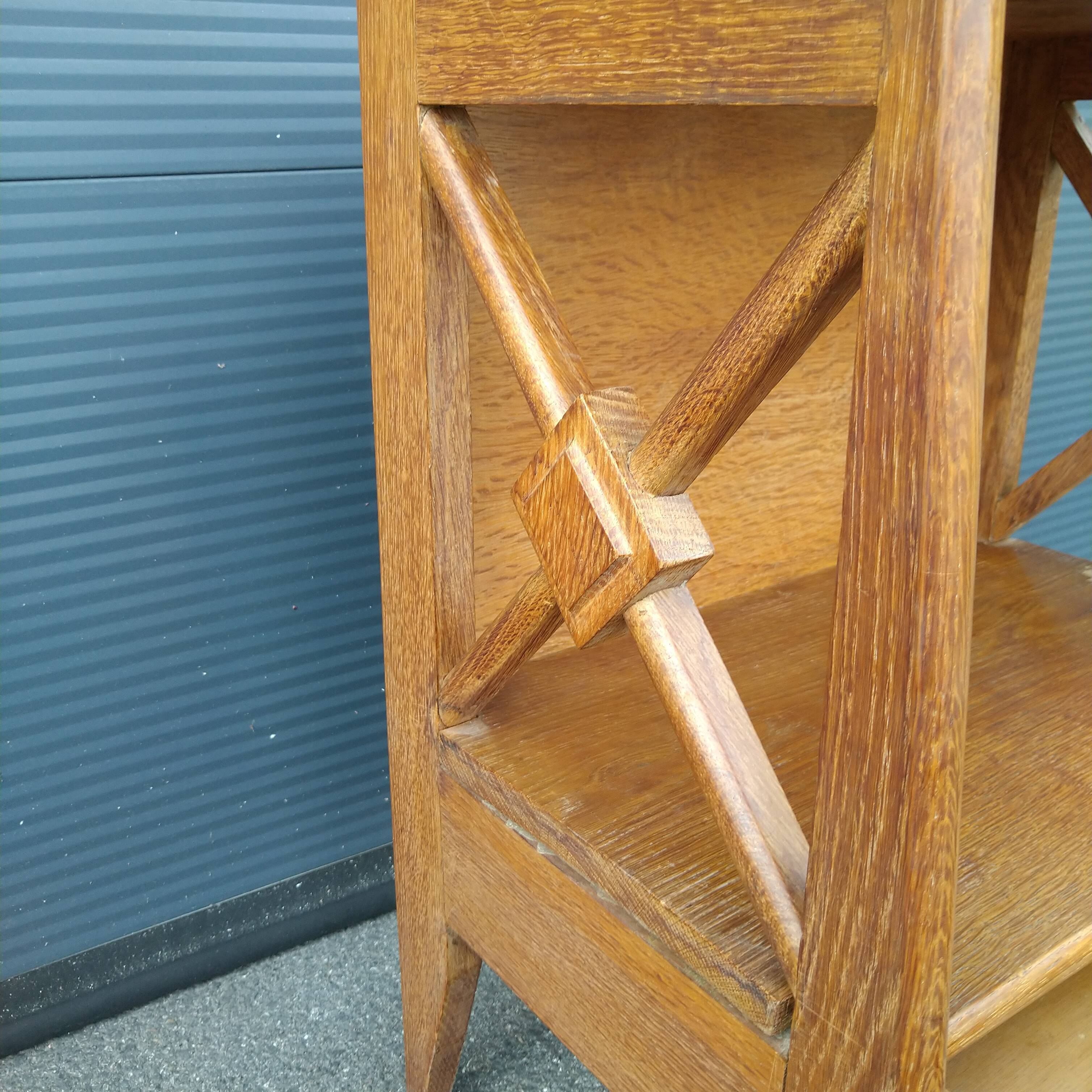 Table de chevet