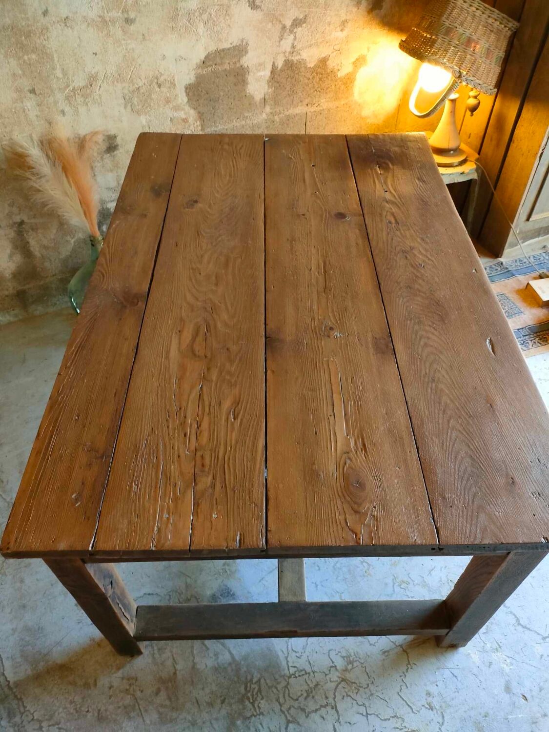 Farmhouse table