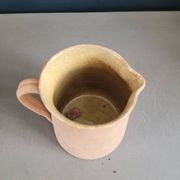 Pichet pot à lait ancien en terre cuite vernissée