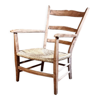 Antique country mulched armchair