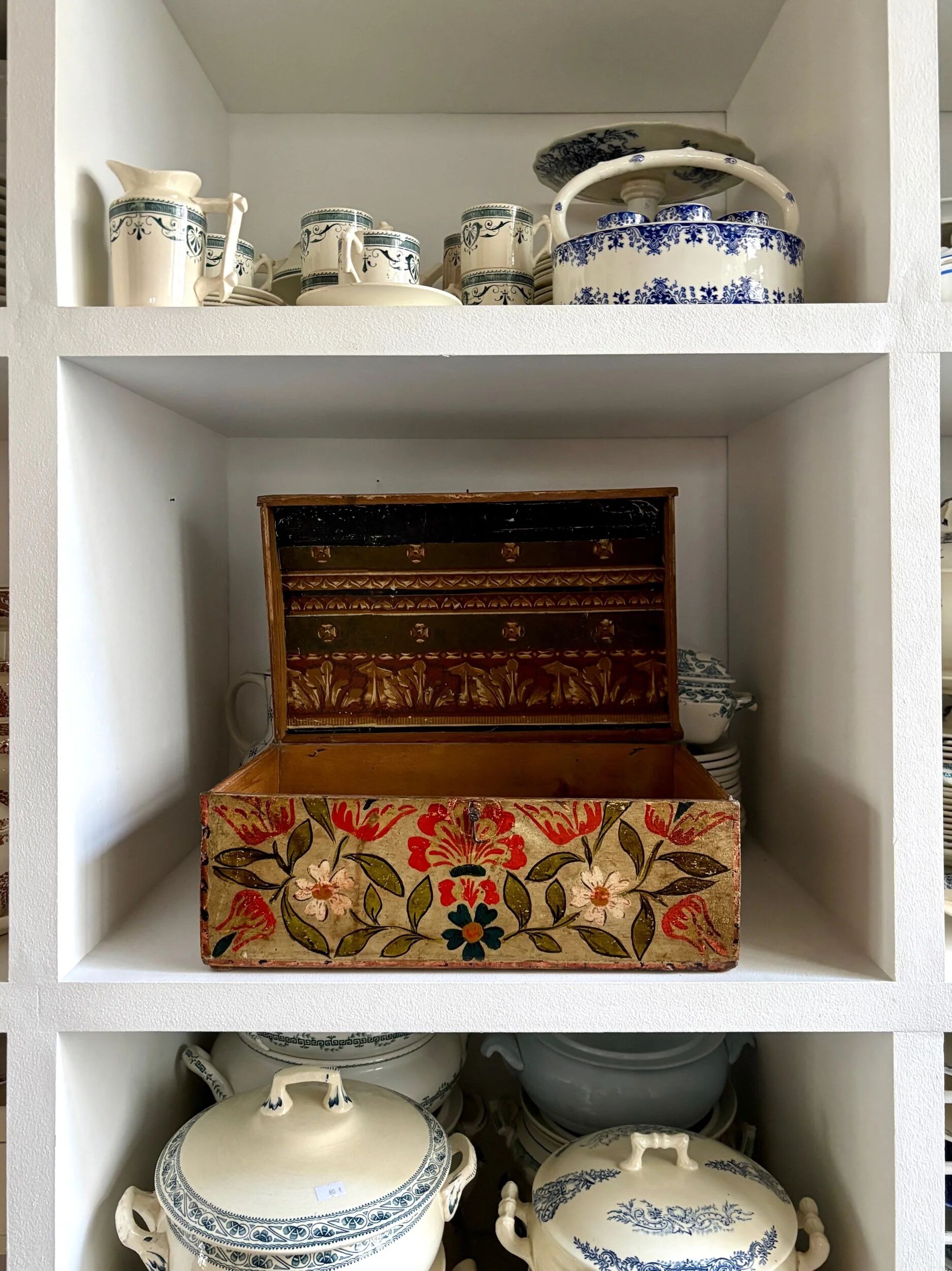 Painted wooden wedding box, early 20th century