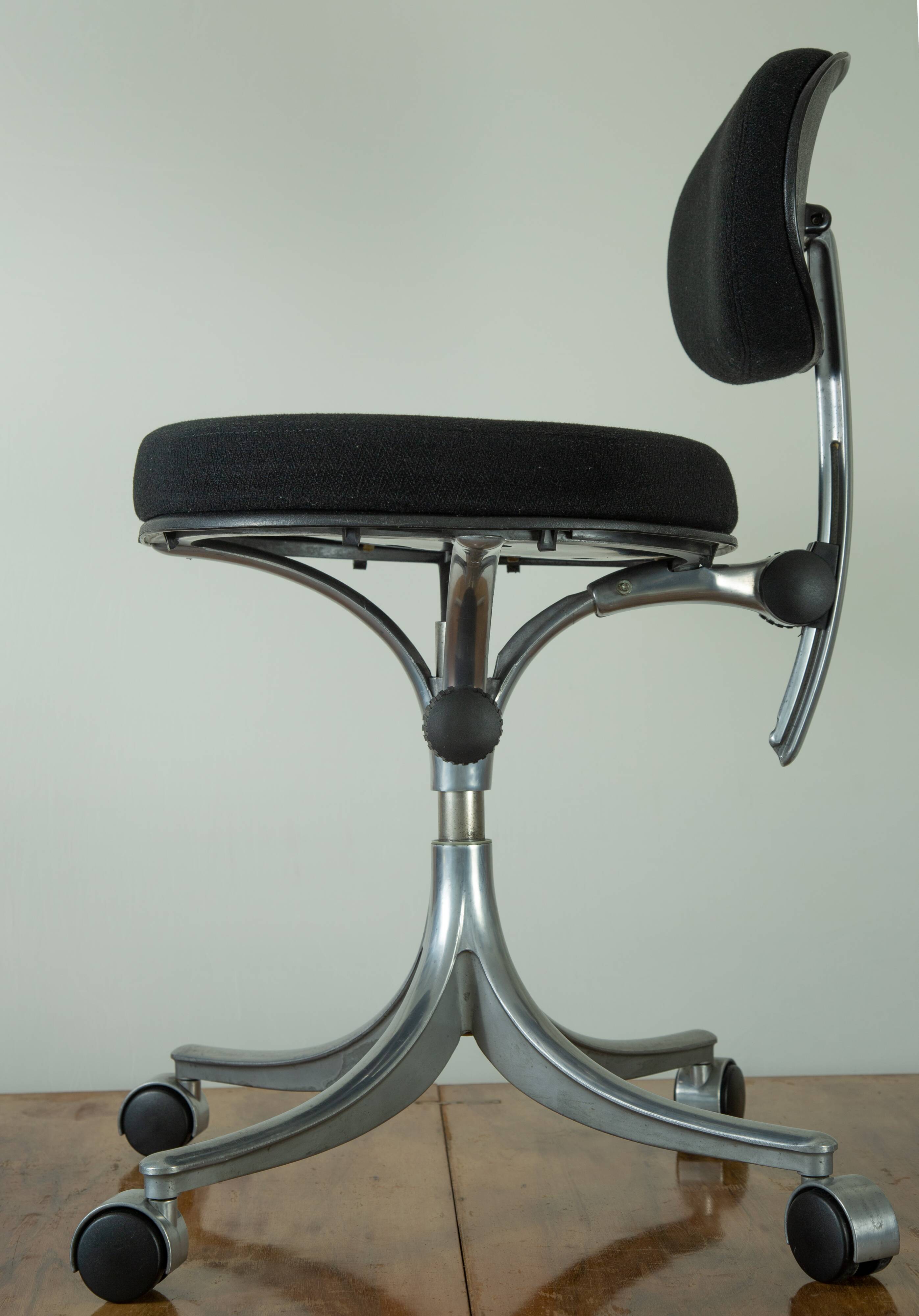 KEVI office chair, design by Jørgen Rasmussen, Knoll edition,