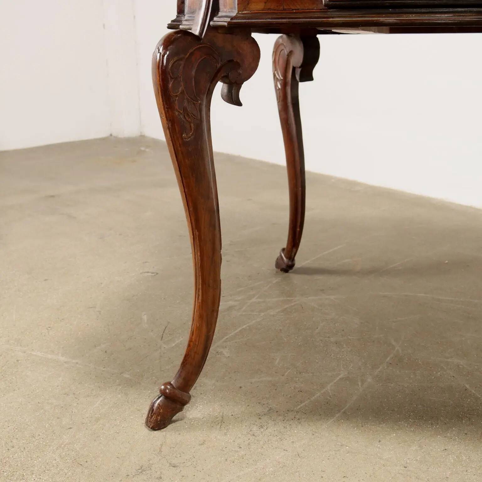 Bureau d'écriture baroque, Lombardie, deuxième quart du XVIIIe siècle