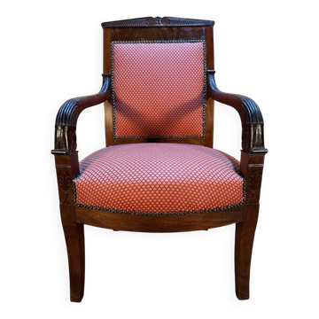 Fauteuil époque Empire en acajou pieds sabres