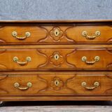 Commode époque Louis XVI en merisier massif de la seconde moitié du XVIIIè